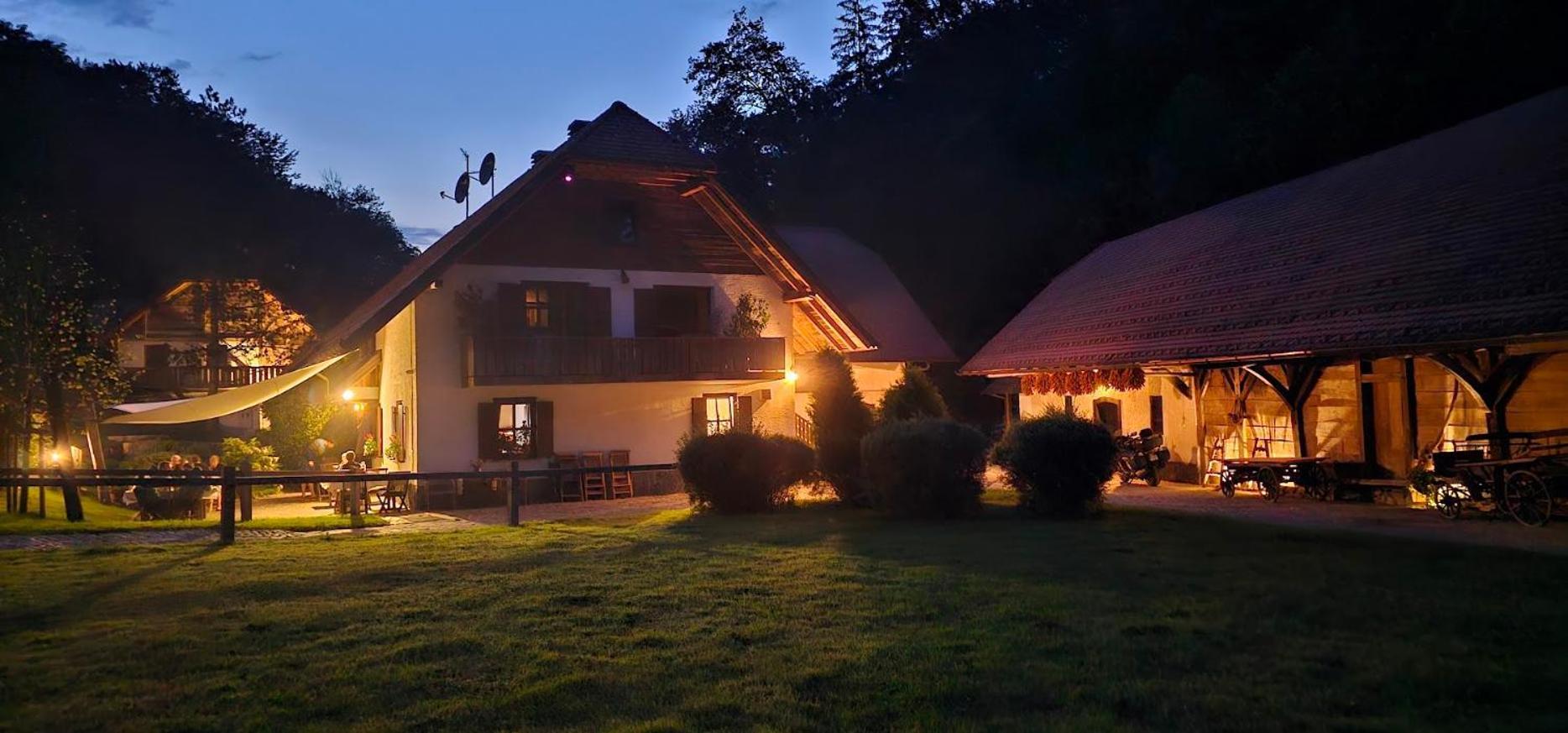 Domacija Seruga Countryside Hotel Novo Mesto Exterior photo