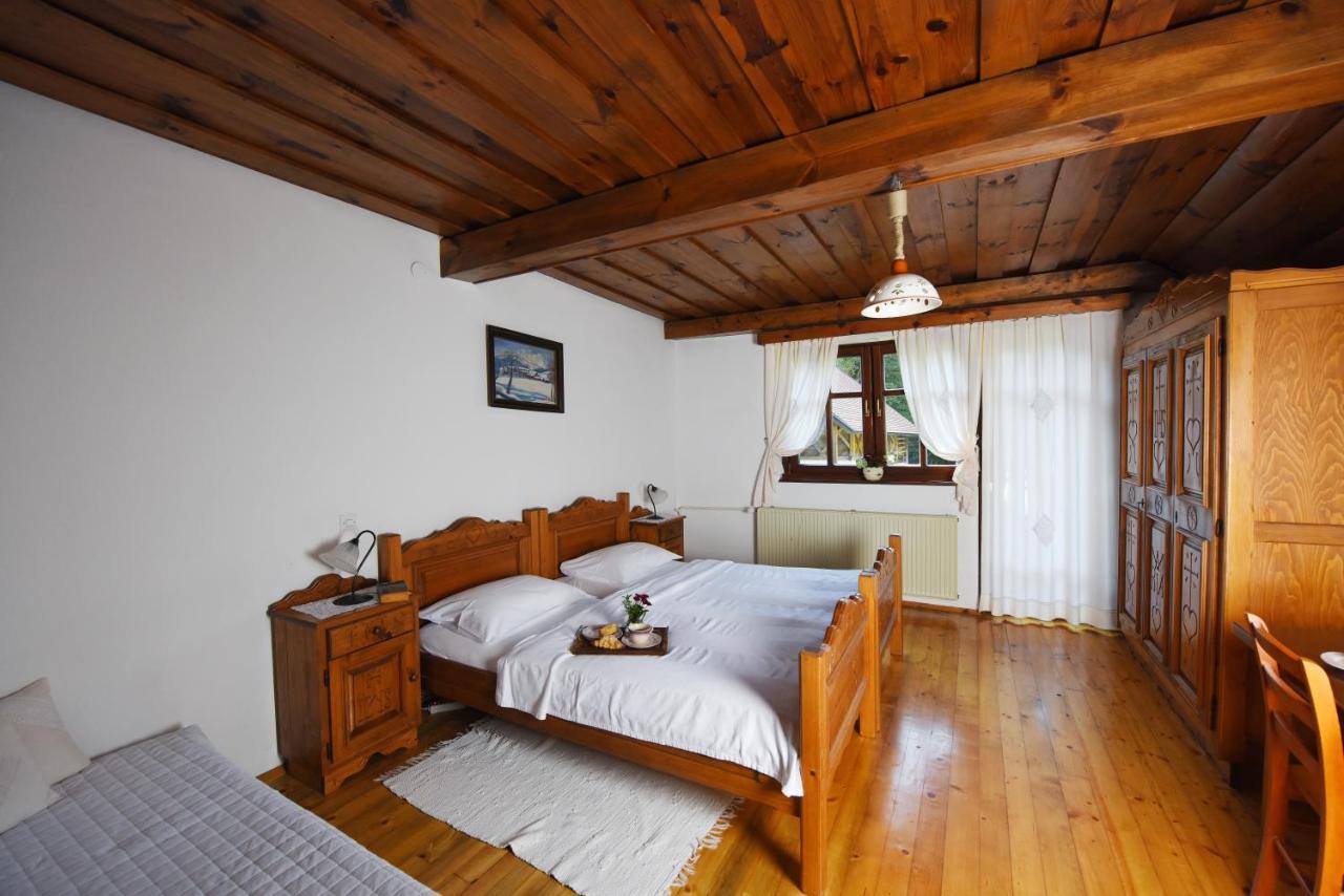 Domacija Seruga Countryside Hotel Novo Mesto Exterior photo